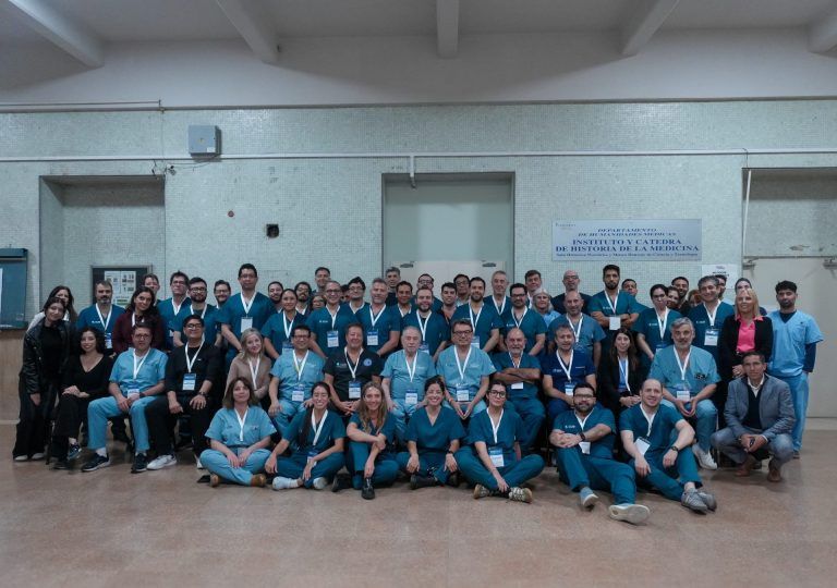 Concurrentes y profesores del XXIII Curso de Técnicas intervencionistas para el Tratamiento del Dolor Crónico